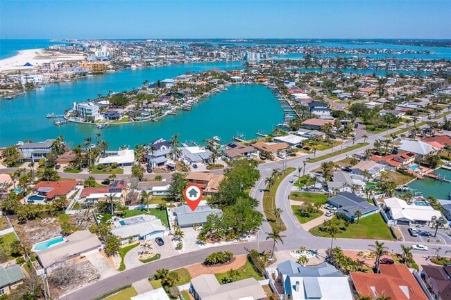 Building Photo - 10001 S Yacht Club Dr