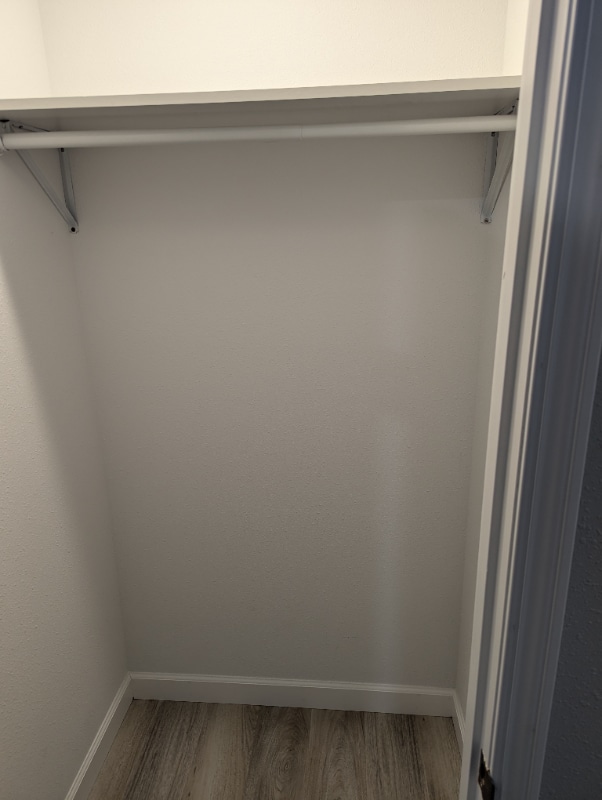 Building Photo - 512 Doe Run