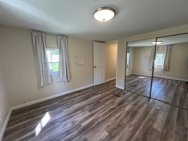 Building Photo - Nicely Remodeled 2 Bedroom, 1 Bathroom Manufactured home on 1 acre