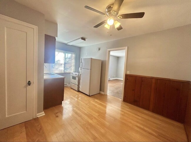 Building Photo - 3310 Stanhope Ave