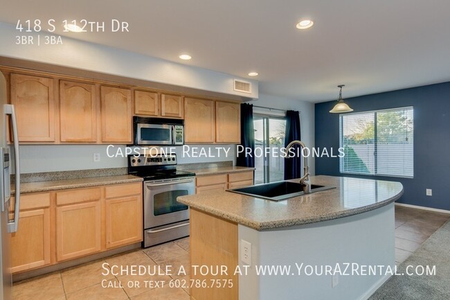 Building Photo - 418 S 112th Dr