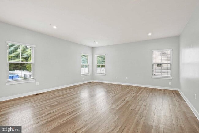 Building Photo - 3903 Emory Ridge Rd