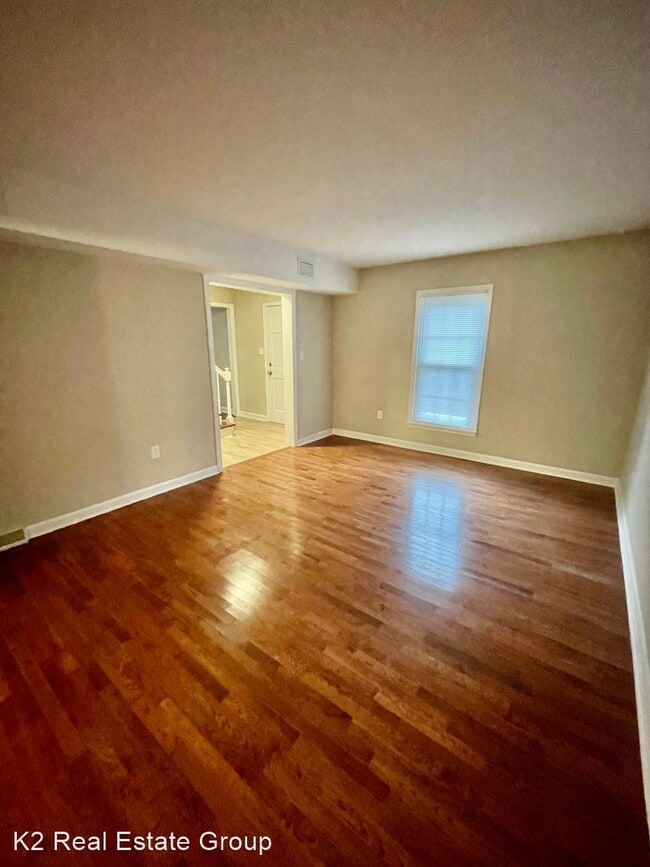 Building Photo - 4 br, 2.5 bath House - 2736 Lawton Bluff Road