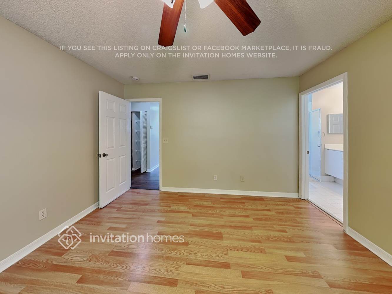 Building Photo - 10621 SW 14th Ct