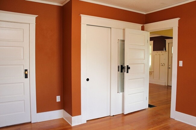 Building Photo - 5002 SE 97th Ave