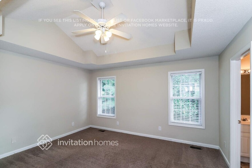 Building Photo - 4067 Mt Vernon Dr