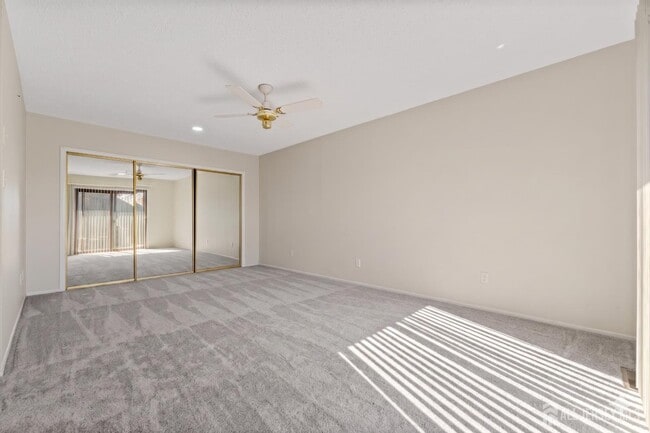 Building Photo - 496 Westgate Dr