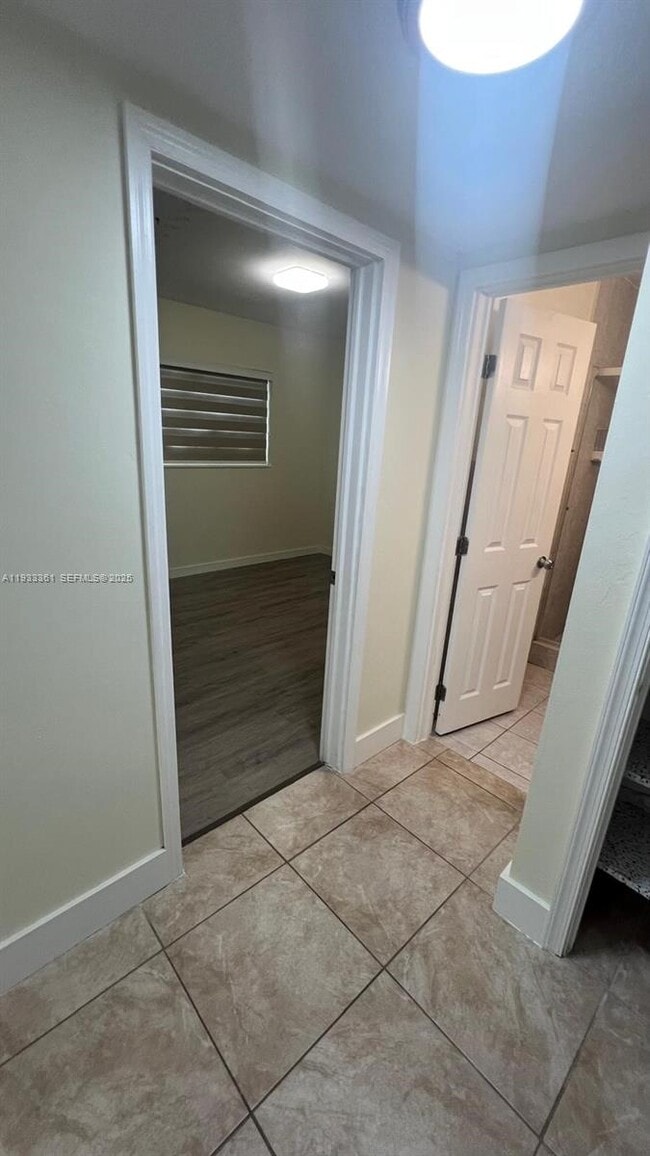 Building Photo - 1251 Little River Dr