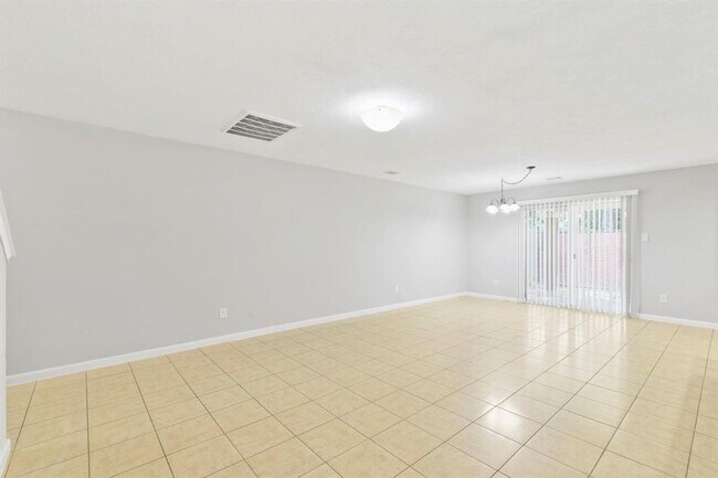 Building Photo - 16013 Sweetwater Fields Ln