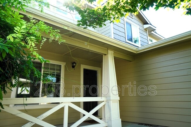 Building Photo - 2934 NW 11th Ave