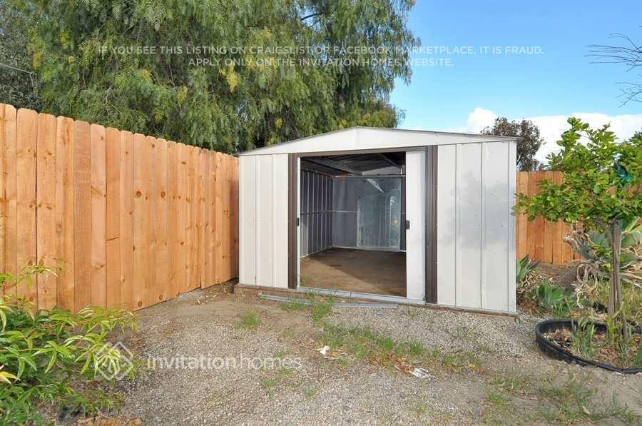 Building Photo - 1020 Amber Ln