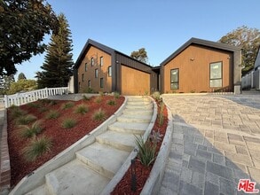 Building Photo - 8320 Loyola Blvd