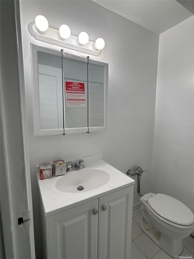 Building Photo - 12 Welwyn Rd