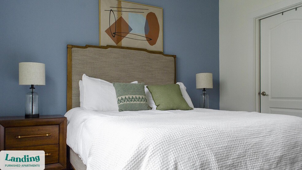 Building Photo - 901 Kelly Green Ln