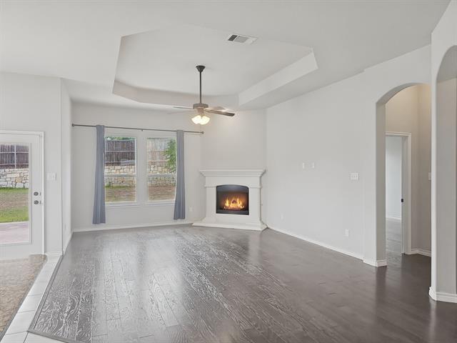 Building Photo - 3401 Rosewood Ln