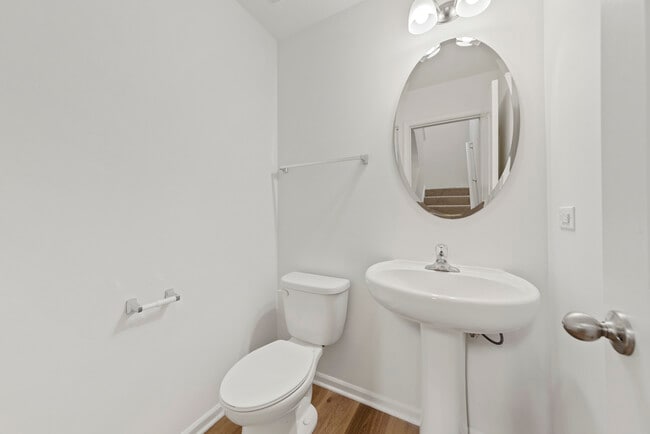 Building Photo - 2305 Upland Rd