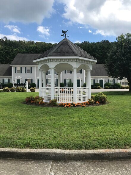 Building Photo - 3057 Lee Hwy