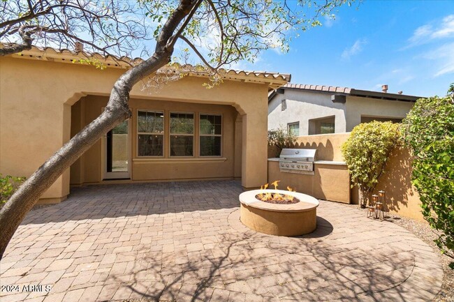 Building Photo - 9356 E Horseshoe Bend Dr