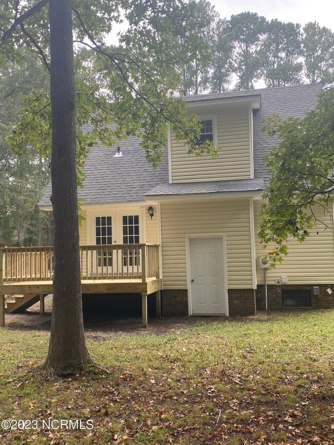 Building Photo - 1509 N Respess St