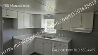 Building Photo - 209 Albacore Ln