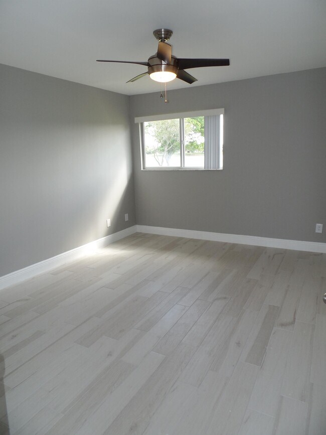 Building Photo - 3429 NW 44th St