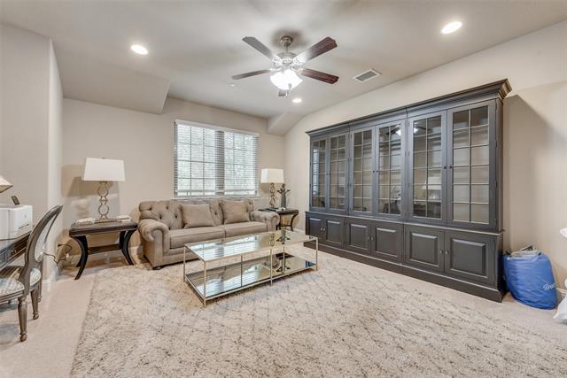 Building Photo - 818 Milton Way