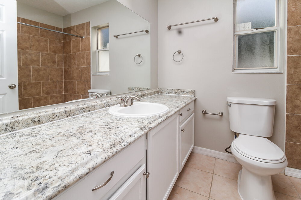 Building Photo - 1525 Sunset View Cir