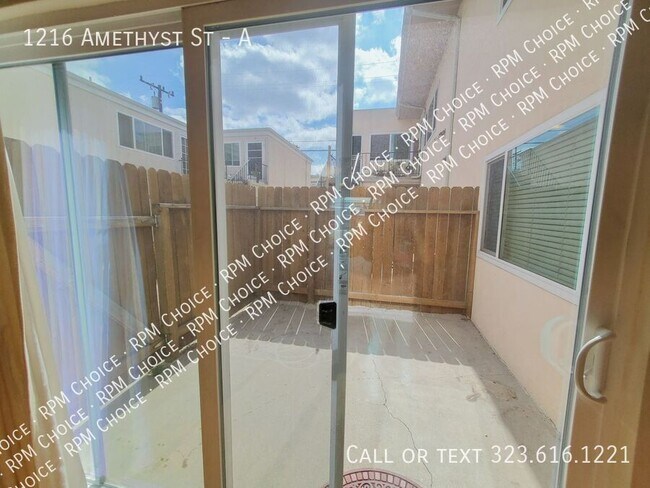 Building Photo - 1216 Amethyst St