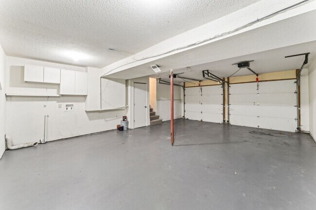 Building Photo - Now Leasing for May | Your Next Home Awaits