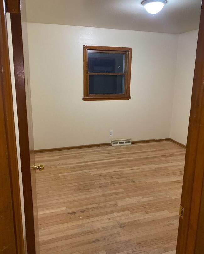 Building Photo - 6408 N 58th St