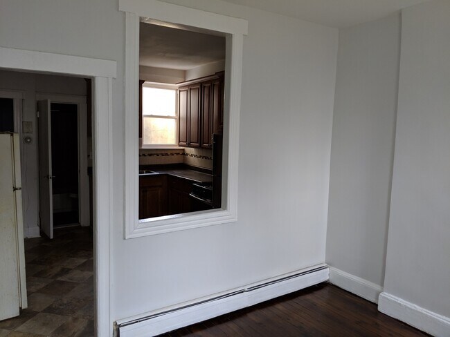 Building Photo - 219 Pacific Ave