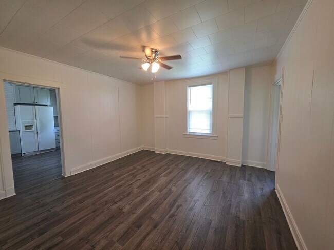 Building Photo - 1341 Herrod St