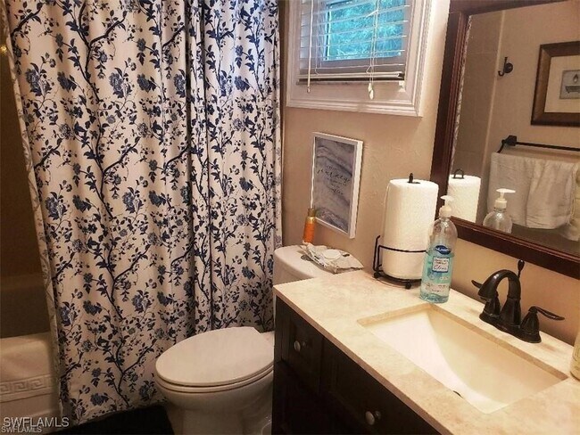 Building Photo - 3550 23rd St SW