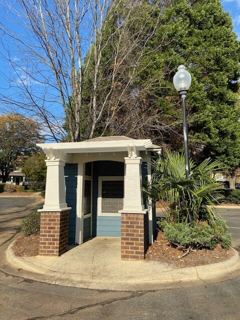 Mailboxes - 525 Olmsted Park Pl