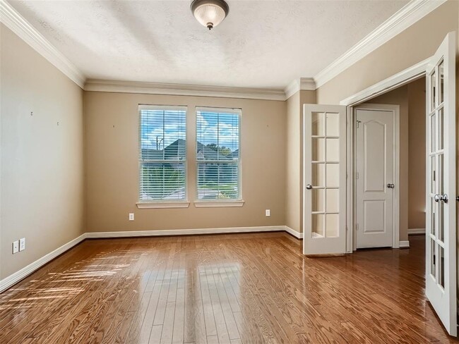 Building Photo - 2331 Vinemead Ct