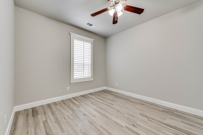 Building Photo - 8616 Rutland Dr