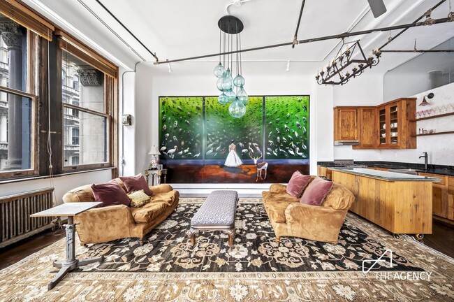 Building Photo - 874 Broadway-