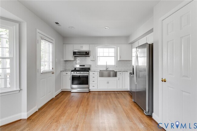 Building Photo - 5318 Monument Ave