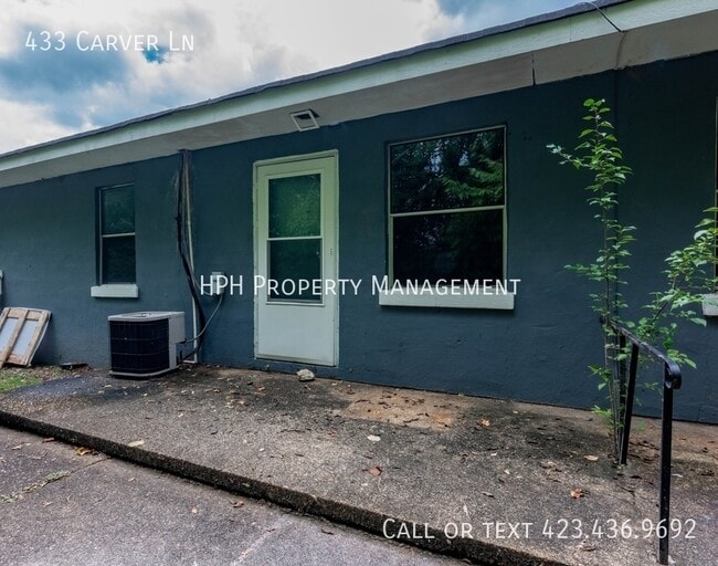 Building Photo - 433 Carver Ln