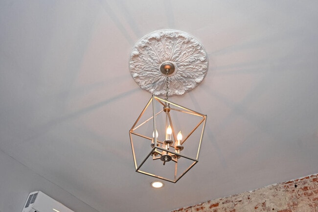 Building Photo - 229 Riverside Dr