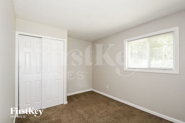Building Photo - 340 Allen Dr