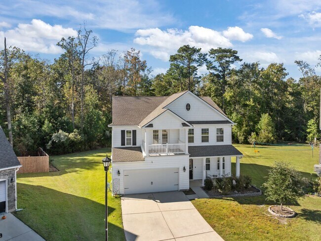 Building Photo - Beautiful Rental in Coosaw Preserve