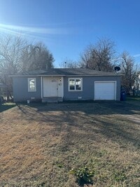Building Photo - NEWLY REMOLDED 2 BED HOME LOCATED OFF OF GRAND Ready for move in!!!