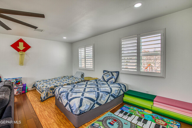 Building Photo - 6205 Brisa Del Mar Dr