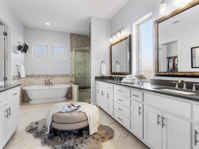 Building Photo - 408 Montpelier Dr