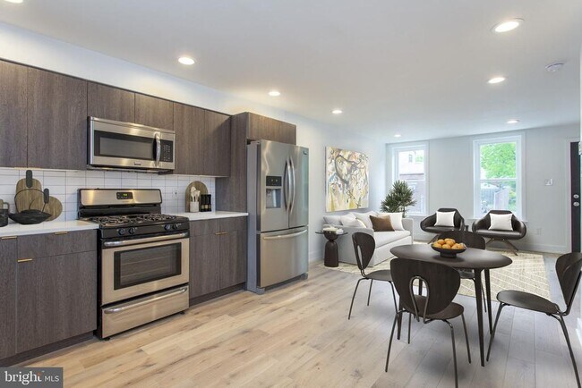 Building Photo - 2120 Ellsworth St