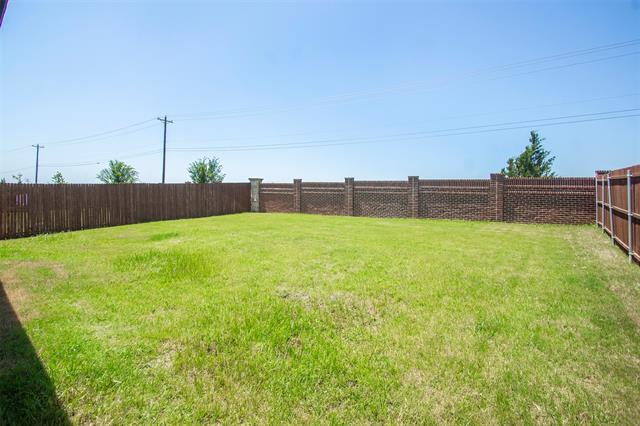 Building Photo - 11437 Leeson St