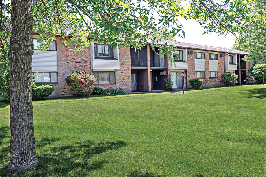 Primary Photo - Webster Manor Apartment Homes