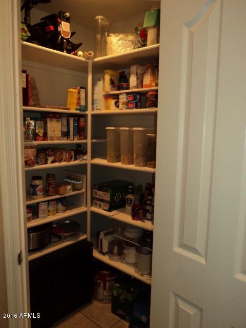 Building Photo - 1410 N Pebble Beach Dr