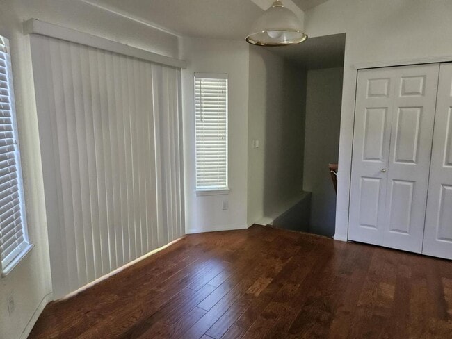 Building Photo - 500 Rider Ridge Dr